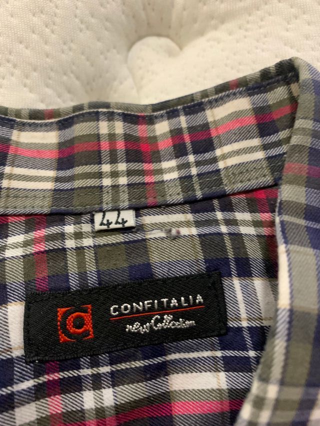 CAMISAS CABALLERO,T:44,MANGA LARGA,BUEN ESTADO.