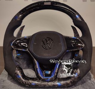 Volante Golf R MK8 fibra de carbono led display