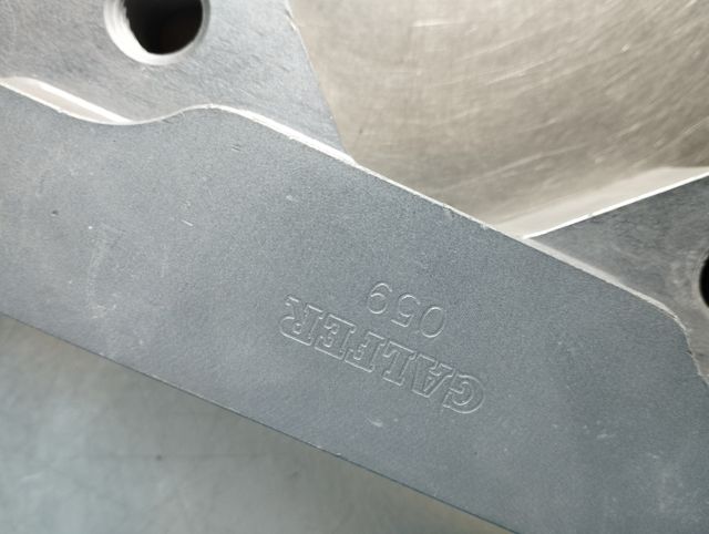 soportes pinzas 6 pistones Nissan 350z