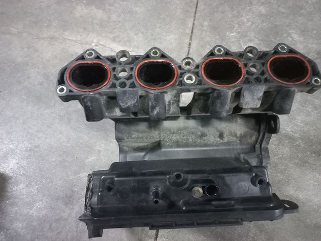 colector de admision saxo,vts,xara 16v