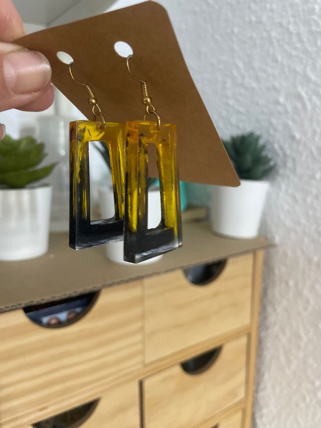 Pendientes hechos a mano