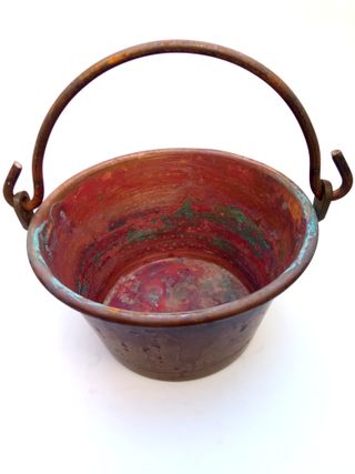 Caldero lombardo antiguo para polenta