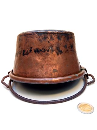 Caldero lombardo antiguo para polenta