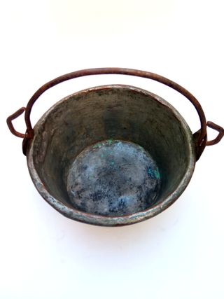 Caldero lombardo antiguo para polenta