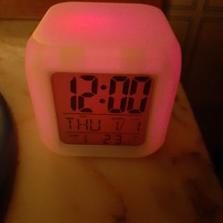 Reloj Despertador led
