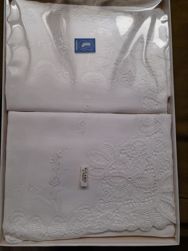Lenzuola vintage di puro lino ricamate a mano giardino e fai da te in vendita a Pesaro (Pesaro Lenzuola vintage di puro lino ricamate a mano giardino e fai da te in vendita a Pesaro (Pesaro