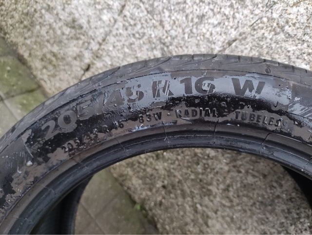 Neumático 205-45-16 Continental