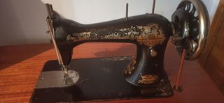 MAQUINA COSER SINGER