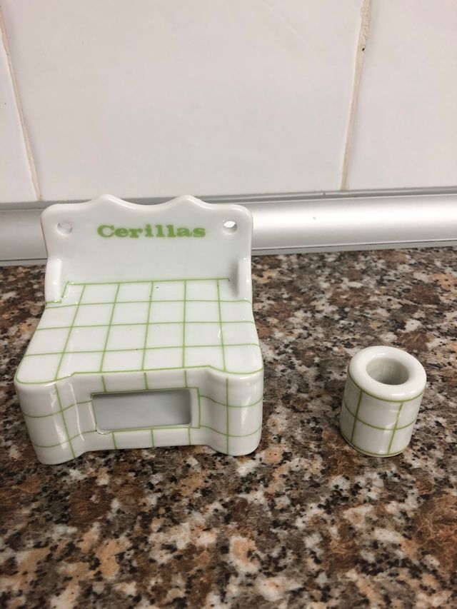 PEQUEÑO CONTENEDOR DE CERILLAS + PORTA VELAS