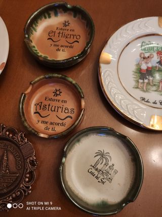 Lote de 18 ceniceros