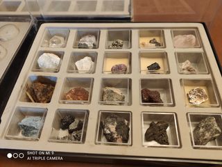 Gran lote de piedras preciosas y minerales