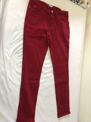 NUEVOS 🏷️ Pantalón pitillo elástico T46