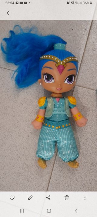 Muñeca Shimmer y Shine .