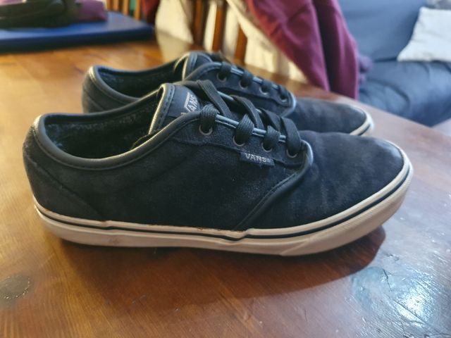 Vans negras suede