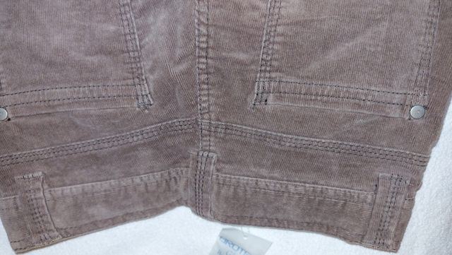 Pantalones nuevos de Brotes tallas 10 y 12