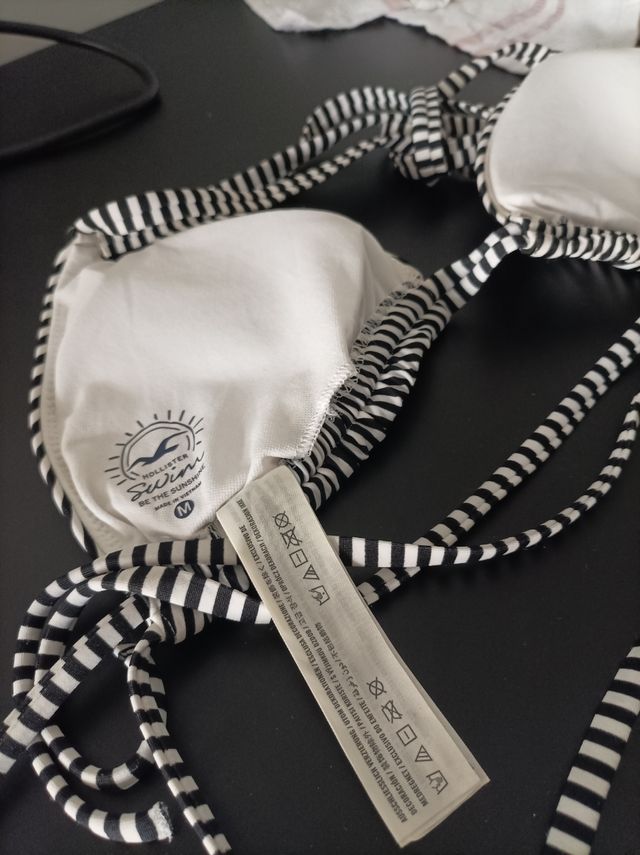 parte de arriba de biquini hollister