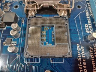 Placa GigaByte GA-H61M-DS2 (1155)