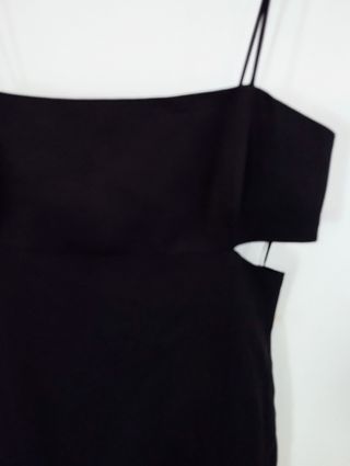 Vestido cut out límited edition.