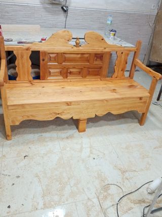 mobili artigianali rustici.