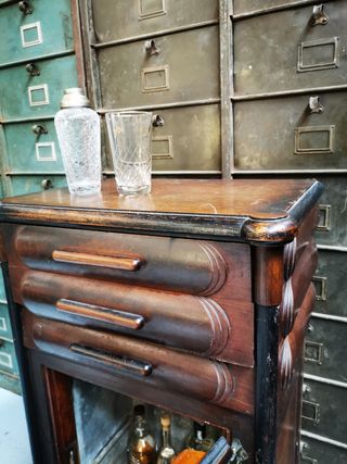 nevera antigua. mueble bar. art deco