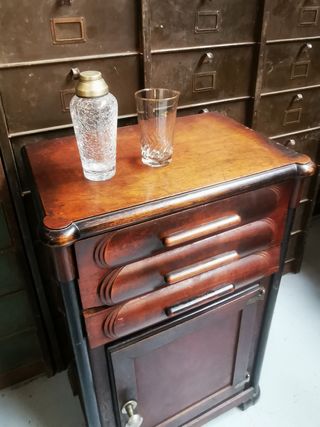 nevera antigua. mueble bar. art deco