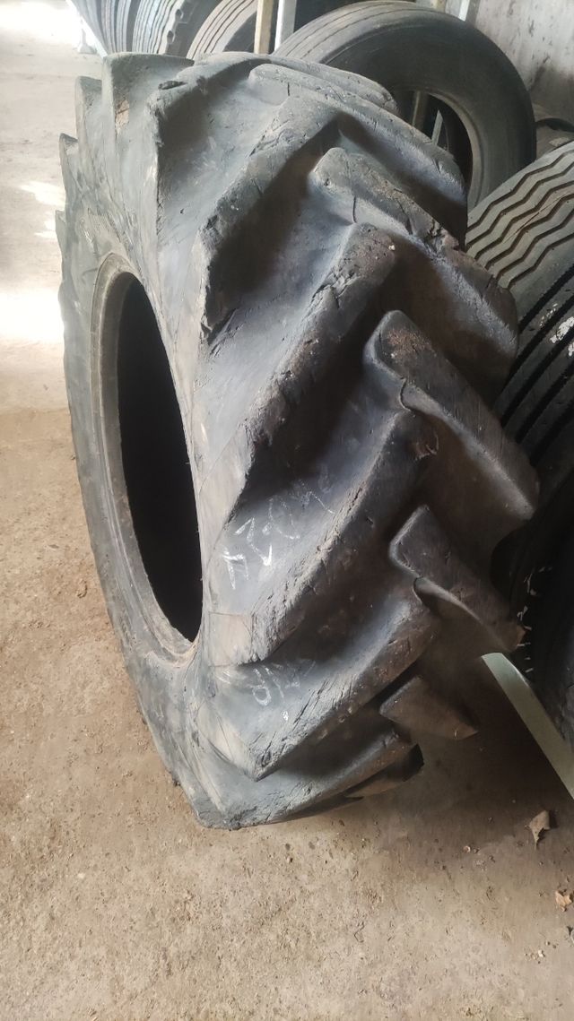 neumático 15.5/80-24 (400/80-24)