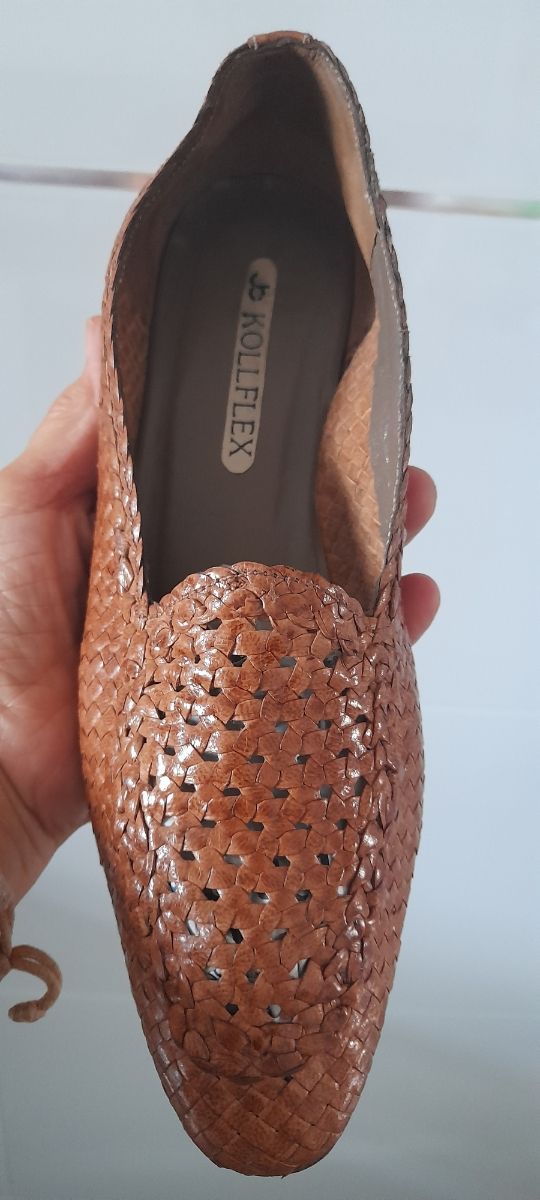 Zapato señora en piel color cuero