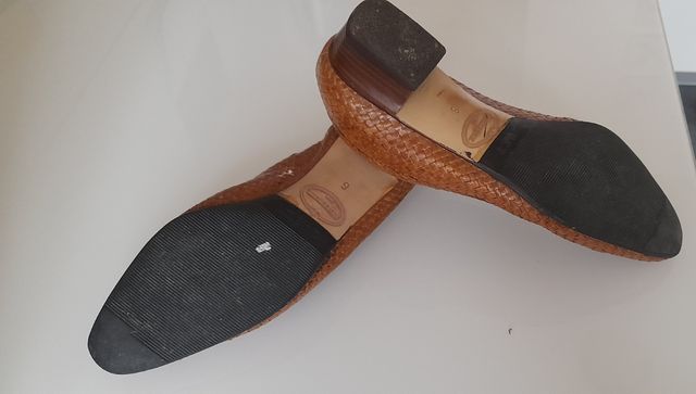 Zapato señora en piel color cuero