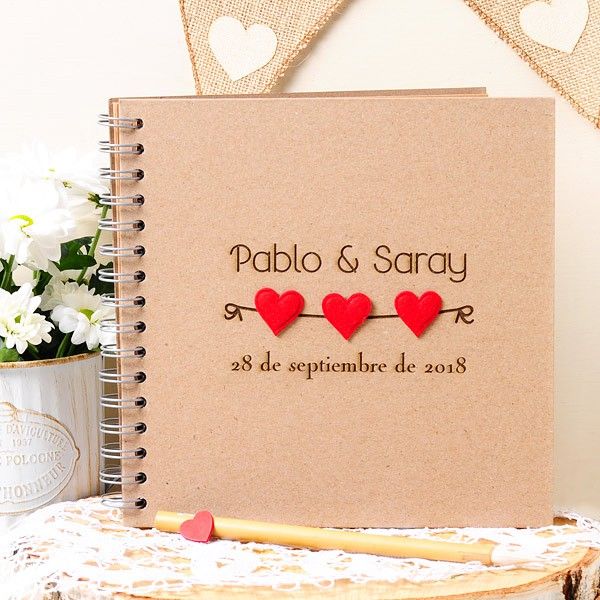 Libro de firmas Boda - GUIRNALDA CORAZONES 💕