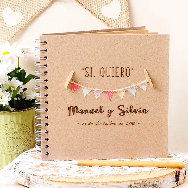 Libro de firmas Boda - BANDERINES DE COLORES