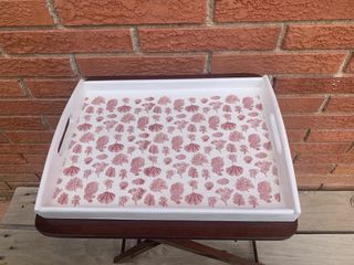 BANDEJA DE MADERA DECORADA