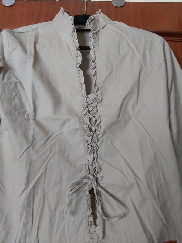 Blusa mangas compridas, com ondulados, 97% algodão