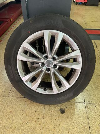 Llantas y neumáticos AUDI Q7 ,Q5 en 19