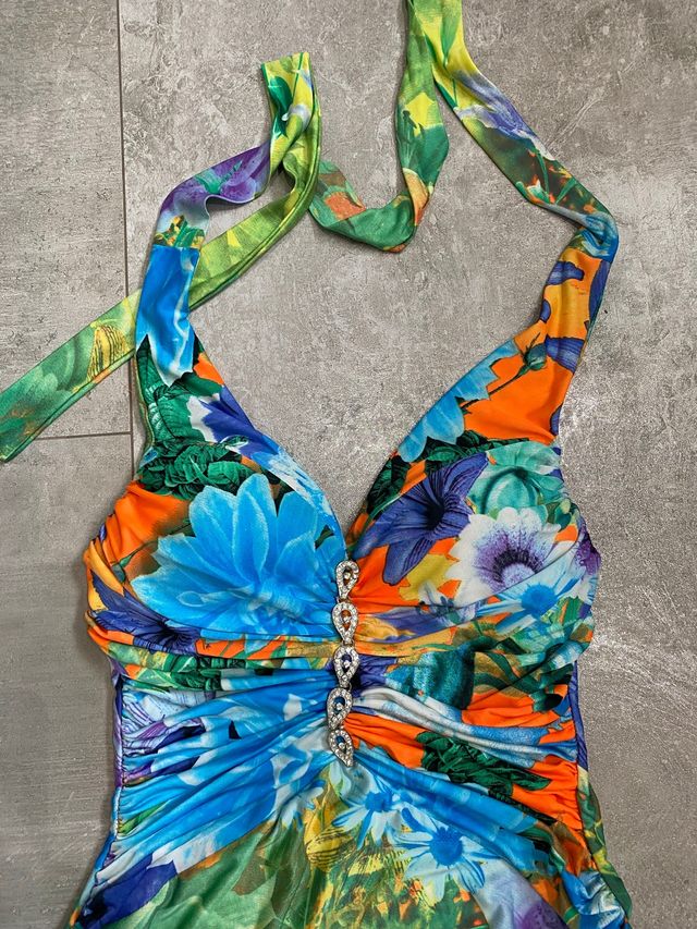 Vestido largo con pedrería, M