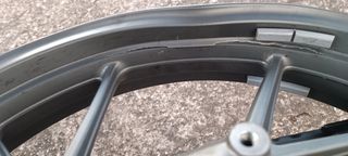 Rueda Delantera De Hierro Fundido 19"