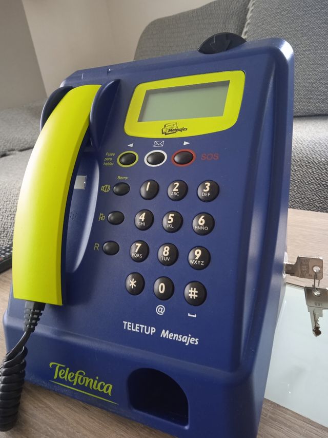 teléfono de los que habían antes en el bares