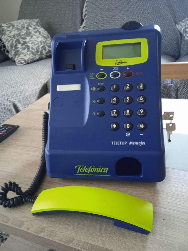 teléfono de los que habían antes en el bares