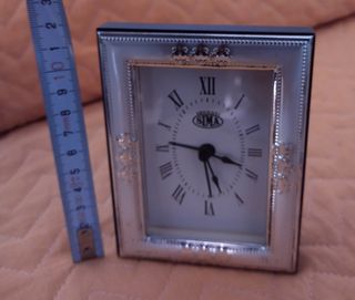 Orologio da scrivania funzionante, con cornice in