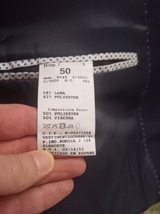 Traje de novio de Enzo Romano