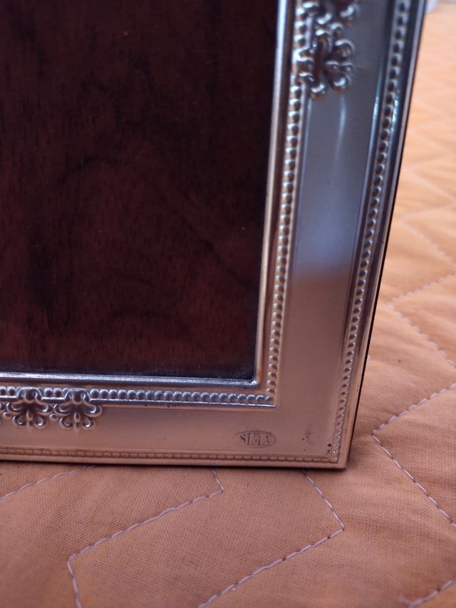 Piccola cornice da tavolo, in argento e vetro