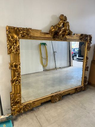 Gran Espejo en madera con ángeles Siglo XIX