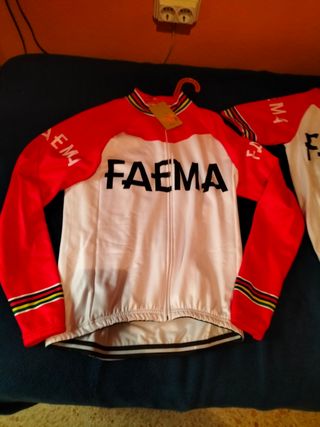 equipación de ciclismo 