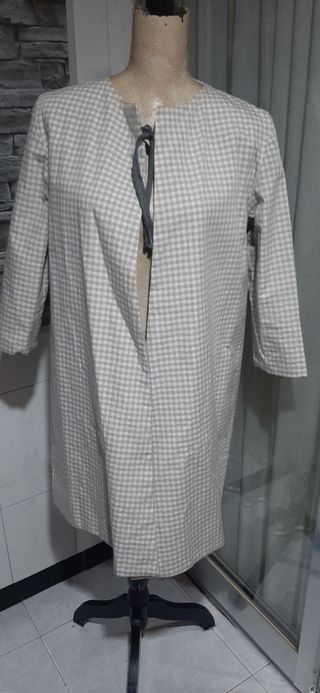 chaqueta tipo gabardina diseño único, primavera .