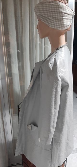 chaqueta tipo gabardina diseño único, primavera .