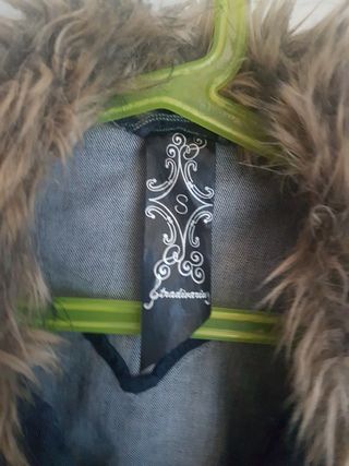 Chaqueta vaquera Stradivarius 36