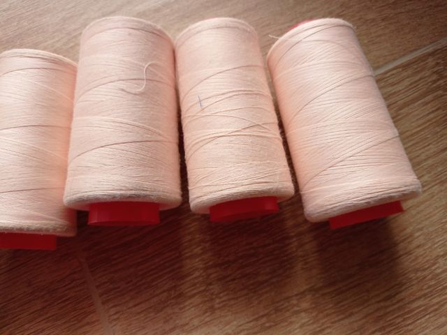 Hilos poliéster