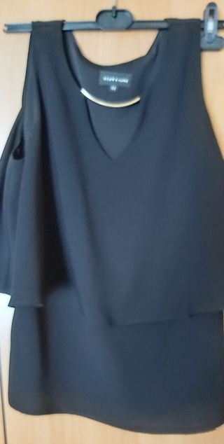 blusa alba conde negra