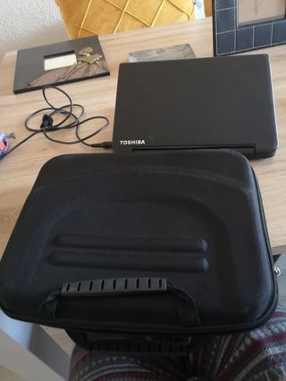 PORTÁTIL TOSHIBA SATELLITE PRO NB10-A-124