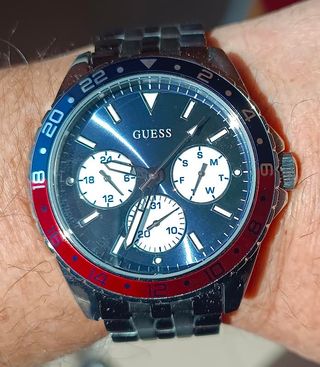 RELOJ GUESS tipo PEPSI ,  NUEVO