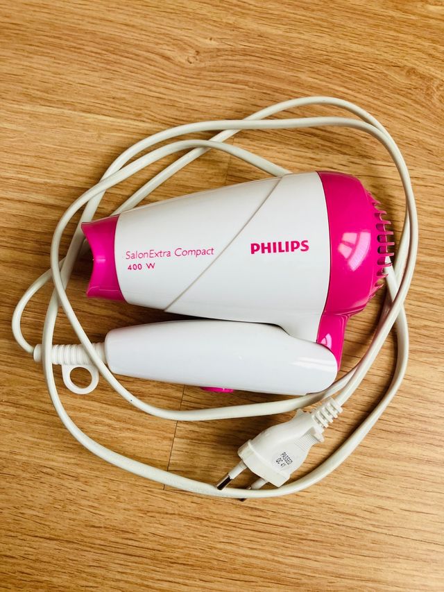 Secador de pelo marca Philips